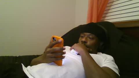 UrbanDicc online show from January 24, 1:45 am