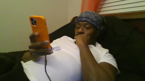 UrbanDicc online show from January 25, 2:04 am