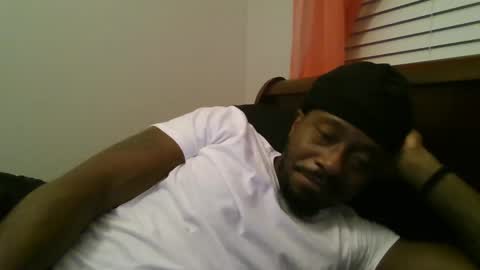 UrbanDicc online show from February 6, 3:59 am