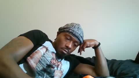 UrbanDicc online show from February 8, 5:50 pm