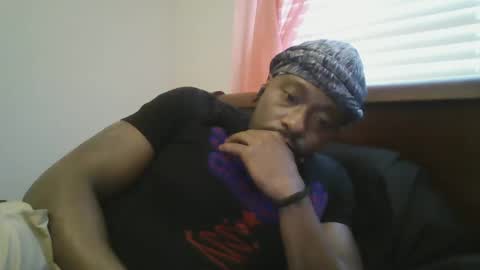 UrbanDicc online show from February 9, 5:01 pm