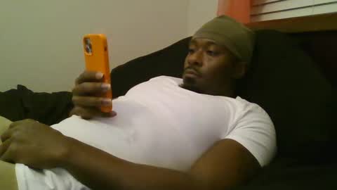 UrbanDicc online show from February 11, 1:41 am