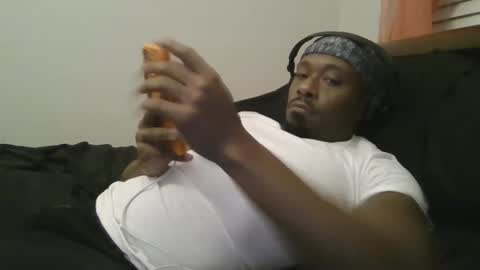 UrbanDicc online show from February 12, 11:18 am