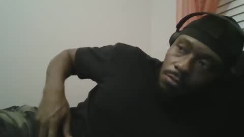 UrbanDicc online show from February 17, 4:20 am