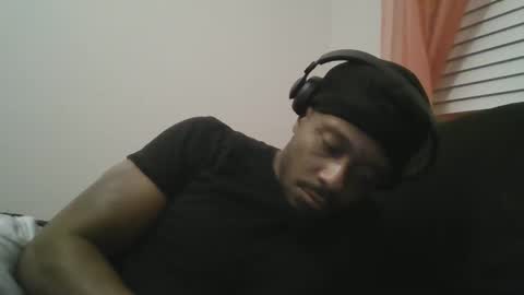 UrbanDicc online show from February 20, 1:57 am