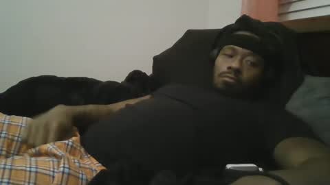 UrbanDicc online show from February 20, 9:00 am