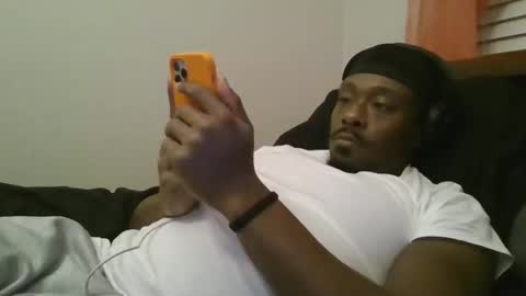 UrbanDicc online show from February 28, 6:10 am