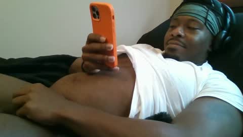 UrbanDicc online show from March 1, 2:34 pm