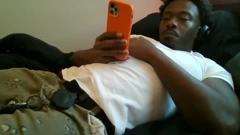 UrbanDicc online show from March 2, 7:56 pm