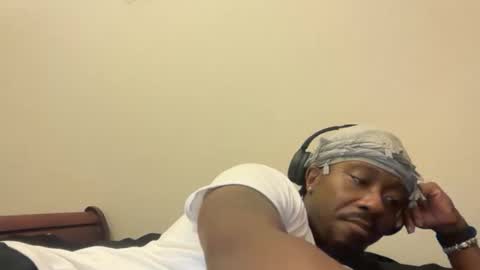 Snapshot of urbandick5 chatting on November 25, 2:11 am urbandick5 online show from November 25, 2:11 am