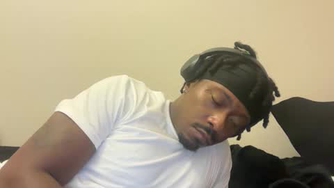 Snapshot of urbandick5 chatting on November 28, 2:14 am urbandick5 online show from November 28, 2:14 am