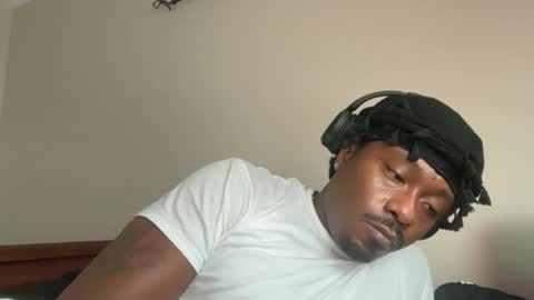 Snapshot of urbandick5 chatting on November 28, 5:26 pm urbandick5 online show from November 28, 5:26 pm