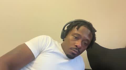 Snapshot of urbandick5 chatting on December 4, 9:12 pm urbandick5 online show from December 4, 9:12 pm