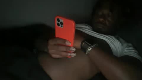 Snapshot of urbandick5 chatting on December 19, 12:12 pm urbandick5 online show from December 19, 12:12 pm