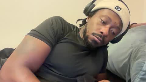 Snapshot of urbandick5 chatting on January 14, 7:25 am urbandick5 online show from January 14, 7:25 am