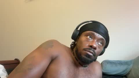 Snapshot of urbandick5 chatting on January 14, 8:03 pm urbandick5 online show from January 14, 8:03 pm