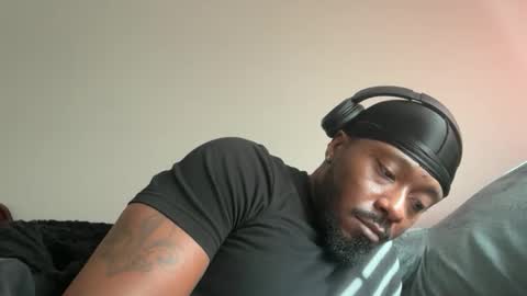 Snapshot of urbandick5 chatting on January 31, 7:23 pm urbandick5 online show from January 31, 7:23 pm