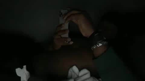 Snapshot of urbandick5 chatting on February 1, 1:09 pm urbandick5 online show from February 1, 1:09 pm