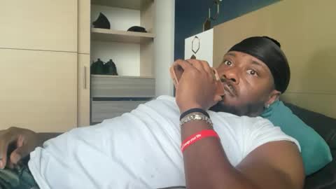 Snapshot of urbandick5 chatting on February 23, 11:51 am urbandick5 online show from February 23, 11:51 am