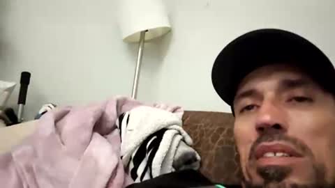 urbaybeesdaddy online show from March 3, 1:39 pm