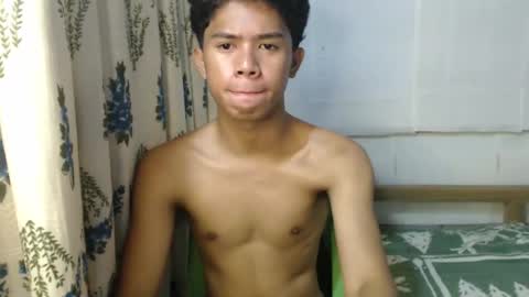 Snapshot of urbbyjosh chatting on December 5, 6:21 am joshua online show from December 5, 6:21 am