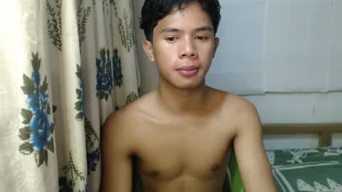 Snapshot of urbbyjosh chatting on December 11, 4:07 am joshua online show from December 11, 4:07 am