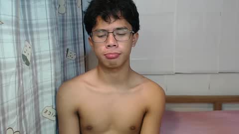 Snapshot of urbbyjosh chatting on January 13, 1:45 am joshua online show from January 13, 1:45 am