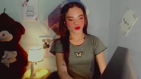 urblossom_ayaxxx online show from January 27, 5:58 am