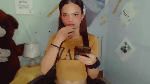 urblossom_ayaxxx online show from February 4, 1:38 pm