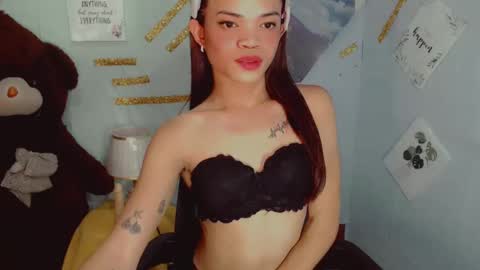 urblossom_ayaxxx online show from February 8, 11:01 am