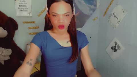 urblossom_ayaxxx online show from February 11, 7:44 am