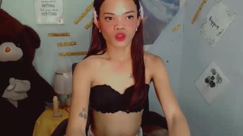 urblossom_ayaxxx online show from February 11, 2:13 pm