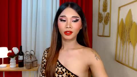 Snapshot of urcaptivatingmaria chatting on October 21, 3:46 pm UrCaptivatingMaria online show from October 21, 3:46 pm