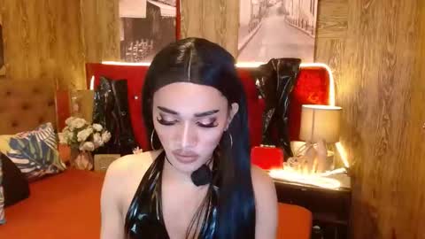 Snapshot of urcumgirlasiants chatting on December 16, 2:05 pm KENDALL online show from December 16, 2:05 pm