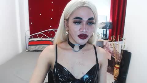 Snapshot of urcumgirlasiants chatting on January 30, 6:54 pm KENDALL online show from January 30, 6:54 pm