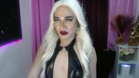 Snapshot of urcumgirlasiants chatting on October 11, 4:38 pm KENDALL online show from October 11, 4:38 pm