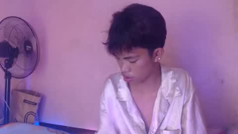 Snapshot of urcumjp chatting on May 19, 5:08 pm urcumjp online show from May 19, 5:08 pm