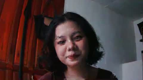 Snapshot of urdirty_slut_rebecca chatting on April 5, 2:42 am urdirty_slut_rebecca online show from April 5, 2:42 am