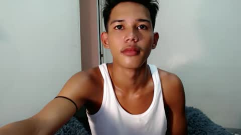 urdreamboy_clarin online show from June 6, 4:39 am