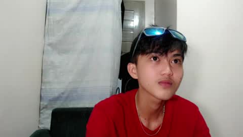 Snapshot of urdreamboy_prince chatting on July 10, 5:15 pm urdreamboy_prince online show from July 10, 5:15 pm