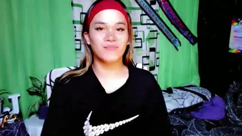urdreamgirljacky online show from September 13, 8:58 am