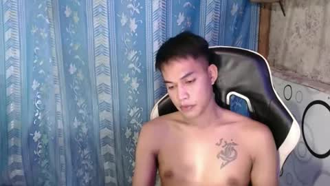 urexotic_cock online show from December 8, 4:25 am