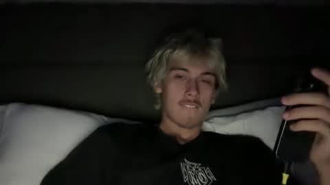 urfavcock6918 online show from April 4, 7:06 am