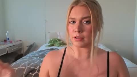 Maryia Kay online show from February 16, 12:41 am