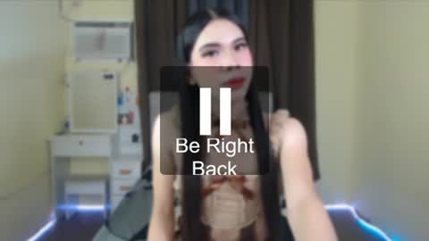 urfavenicole online show from August 9, 2:02 am