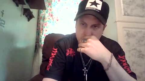 Snapshot of urfavoritejoedirty69 chatting on May 25, 11:22 pm UrFavoriteJoeDirty69 online show from May 25, 11:22 pm