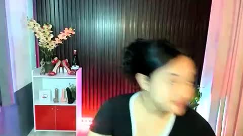 Snapshot of urfavouritecravings chatting on November 3, 12:13 am Scarlet online show from November 3, 12:13 am