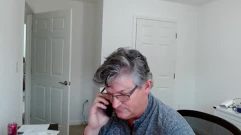 Snapshot of urfavteach50 chatting on November 4, 5:01 pm Gregor online show from November 4, 5:01 pm