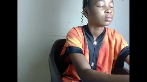 urflirtydoll online show from January 19, 2:15 am