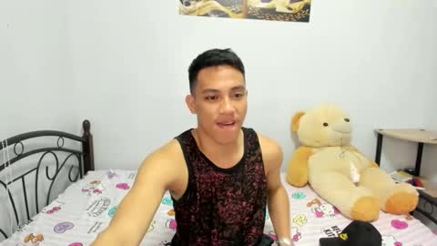 urfucker_vinz online show from February 26, 5:50 am